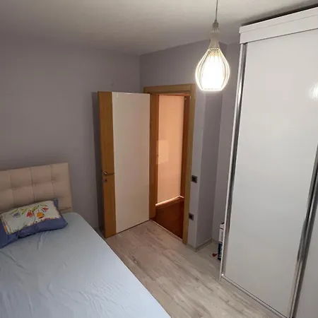 Villa Alacatı Müstakil Havuzlu *