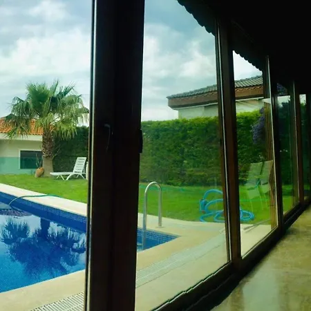 Villa Alacatı Müstakil Havuzlu Çeşme