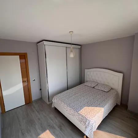 Alacati Muestakil Havuzlu Villa