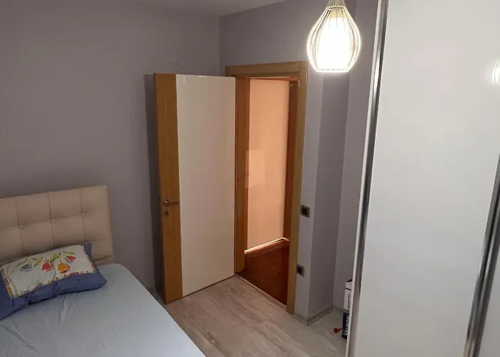 فيلة Alacati Muestakil Havuzlu *